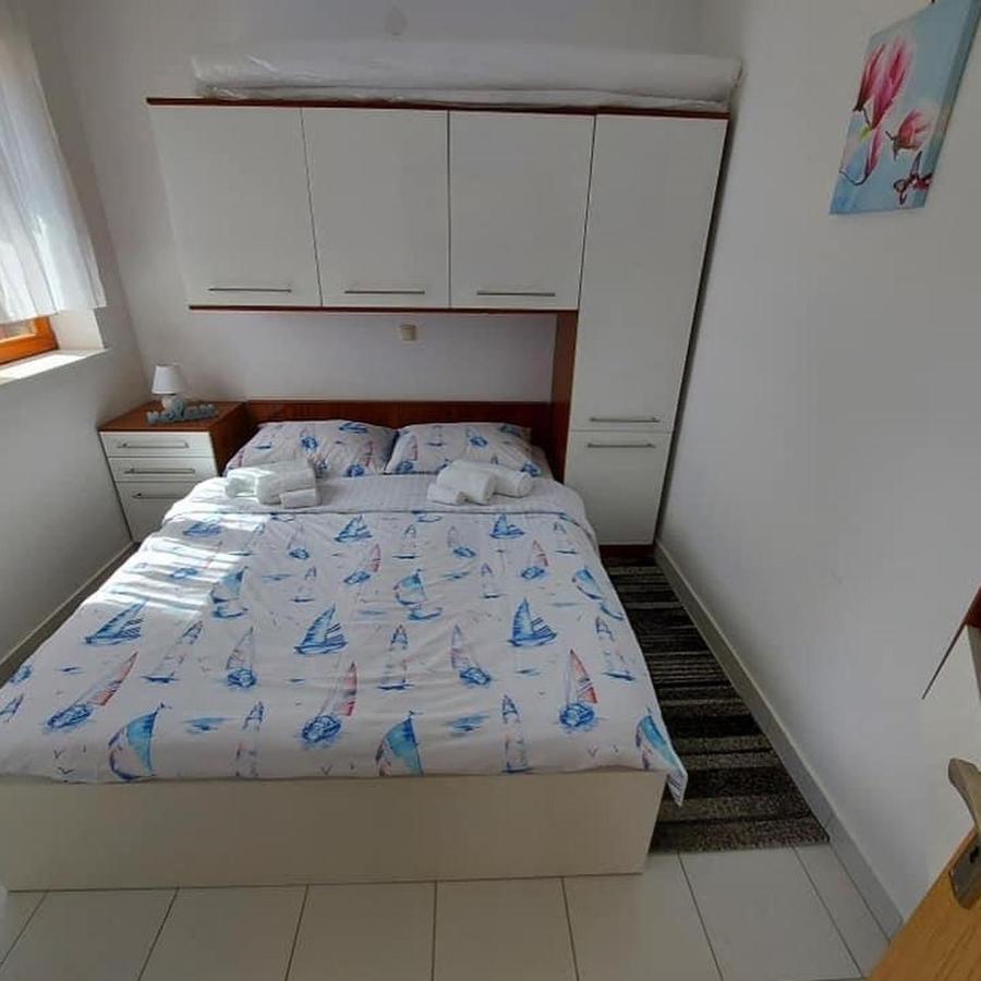 Apartments Hrestak Privlaka  Eksteriør billede